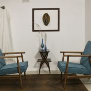 Pair of armchairs Henryk lily 300-190s 1970