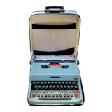 Olivetti Lettera 32 typewriter