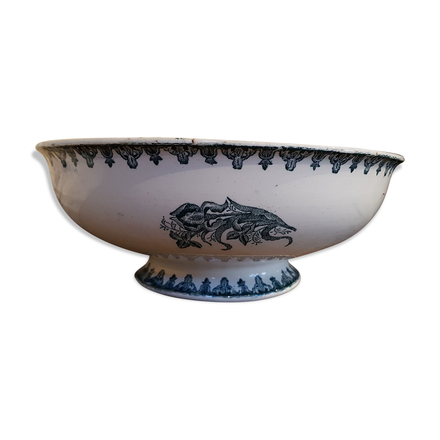 Large vases iron Earth model Iris