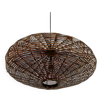 Mid-Century large Italian Rattan and brass chandelier. Italy 1950s