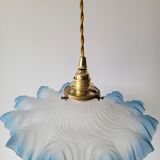 Suspension in opaline