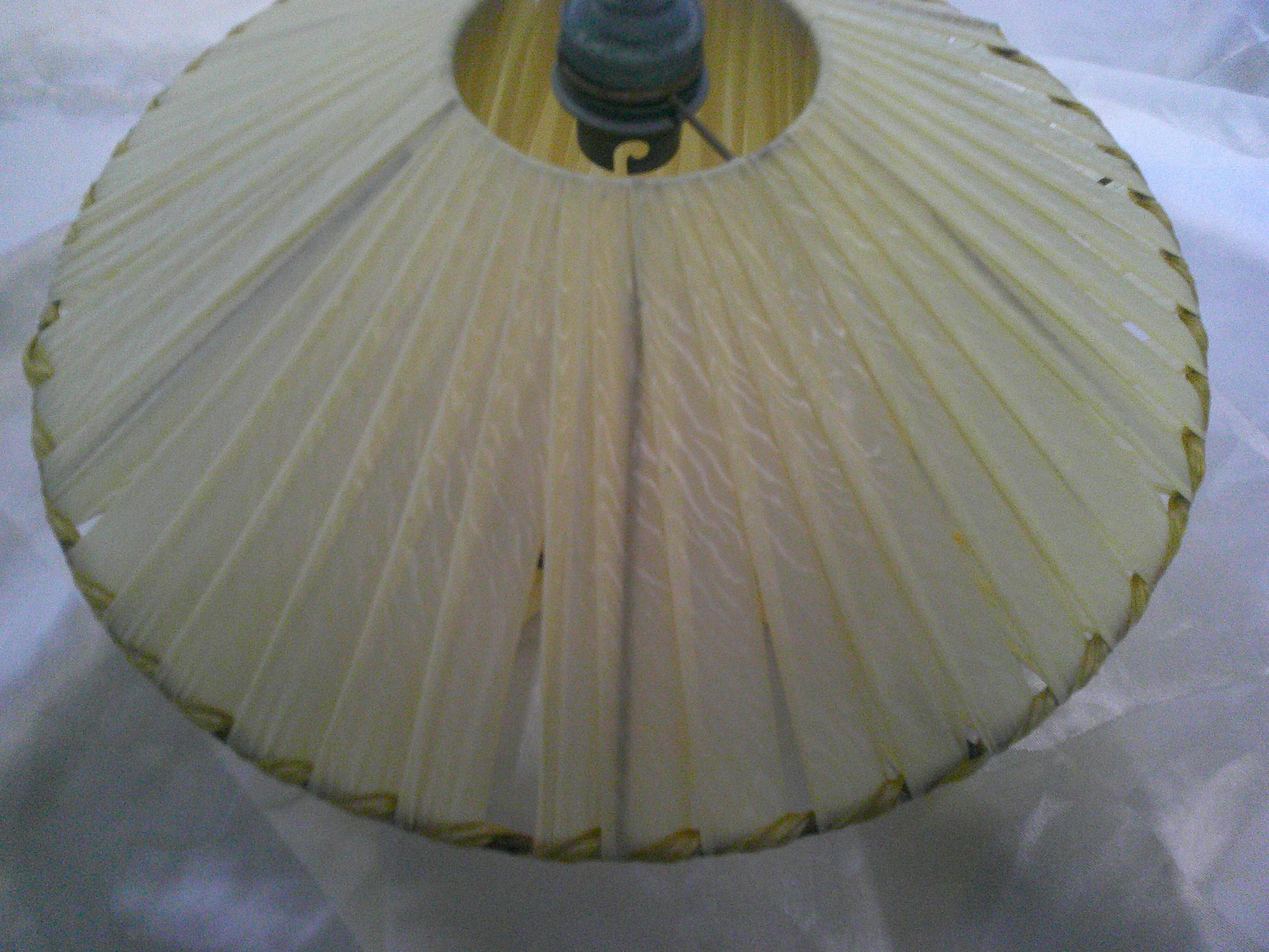 Suspension en vinyle année 50