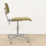 Chaise de bureau pivotante midcentury par Kovona années 1950