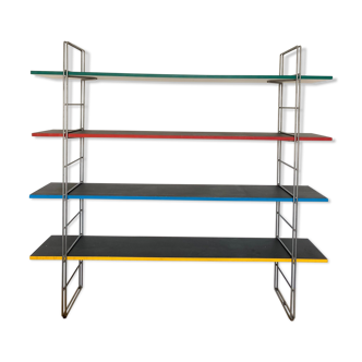 Shelves guide by Niels Gammelgaard