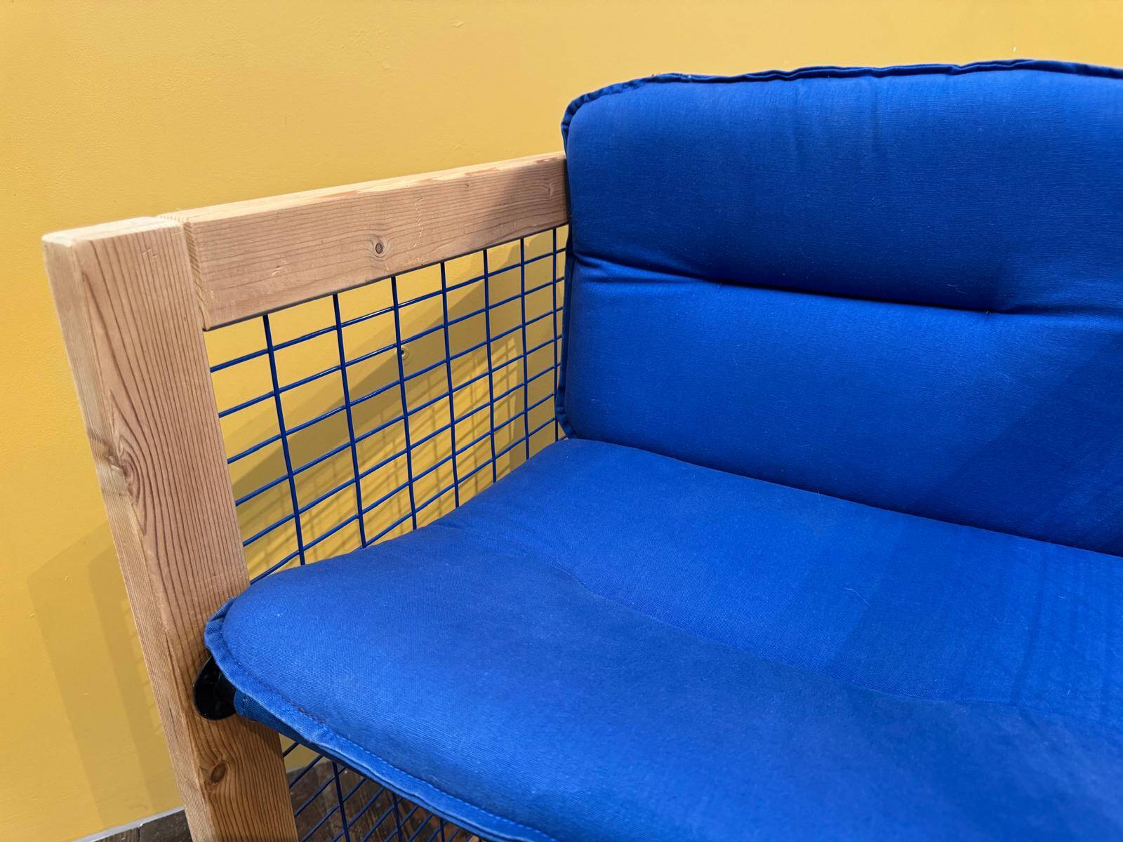 Contemporary chair