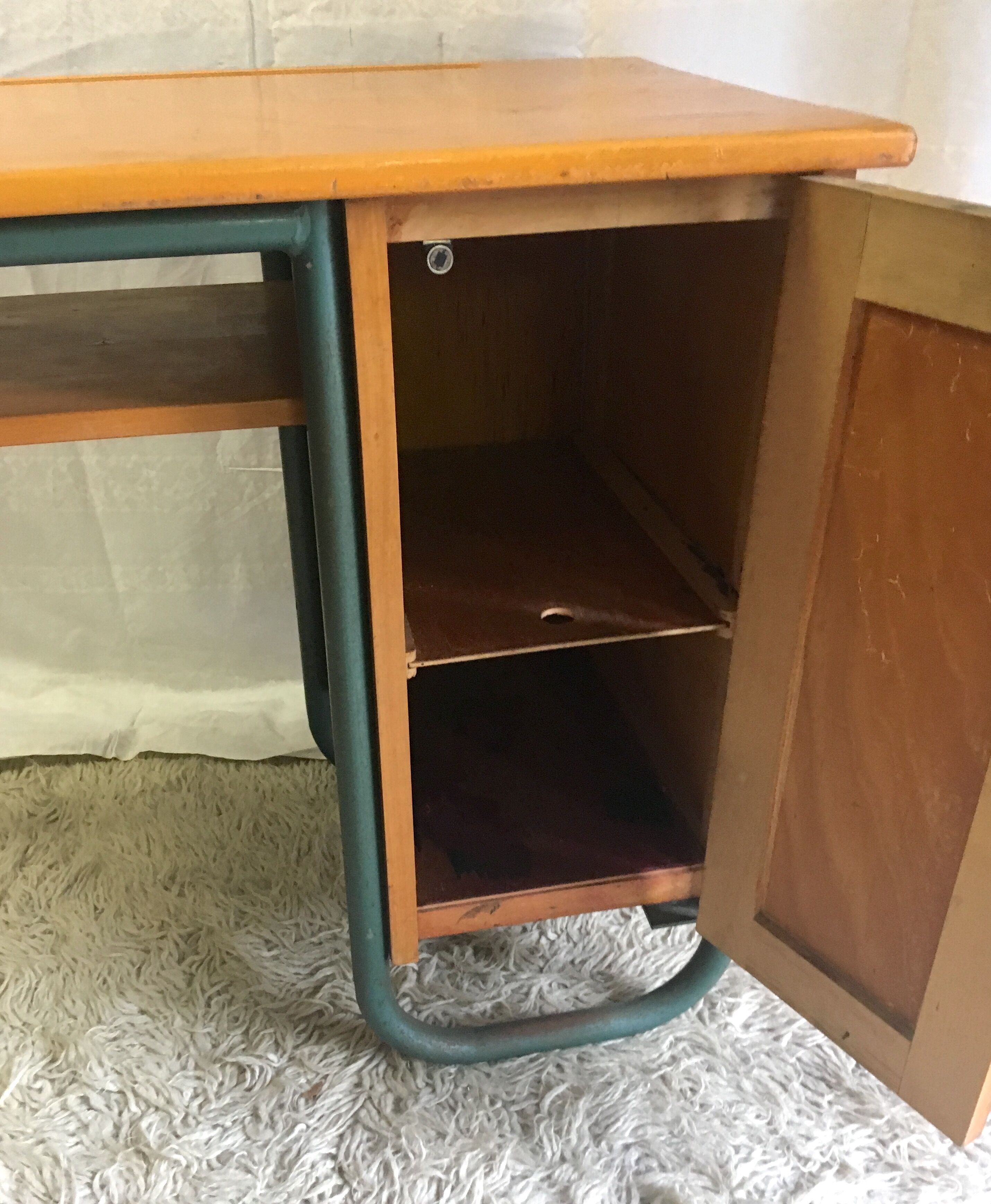 Desk for Mobilor 20th