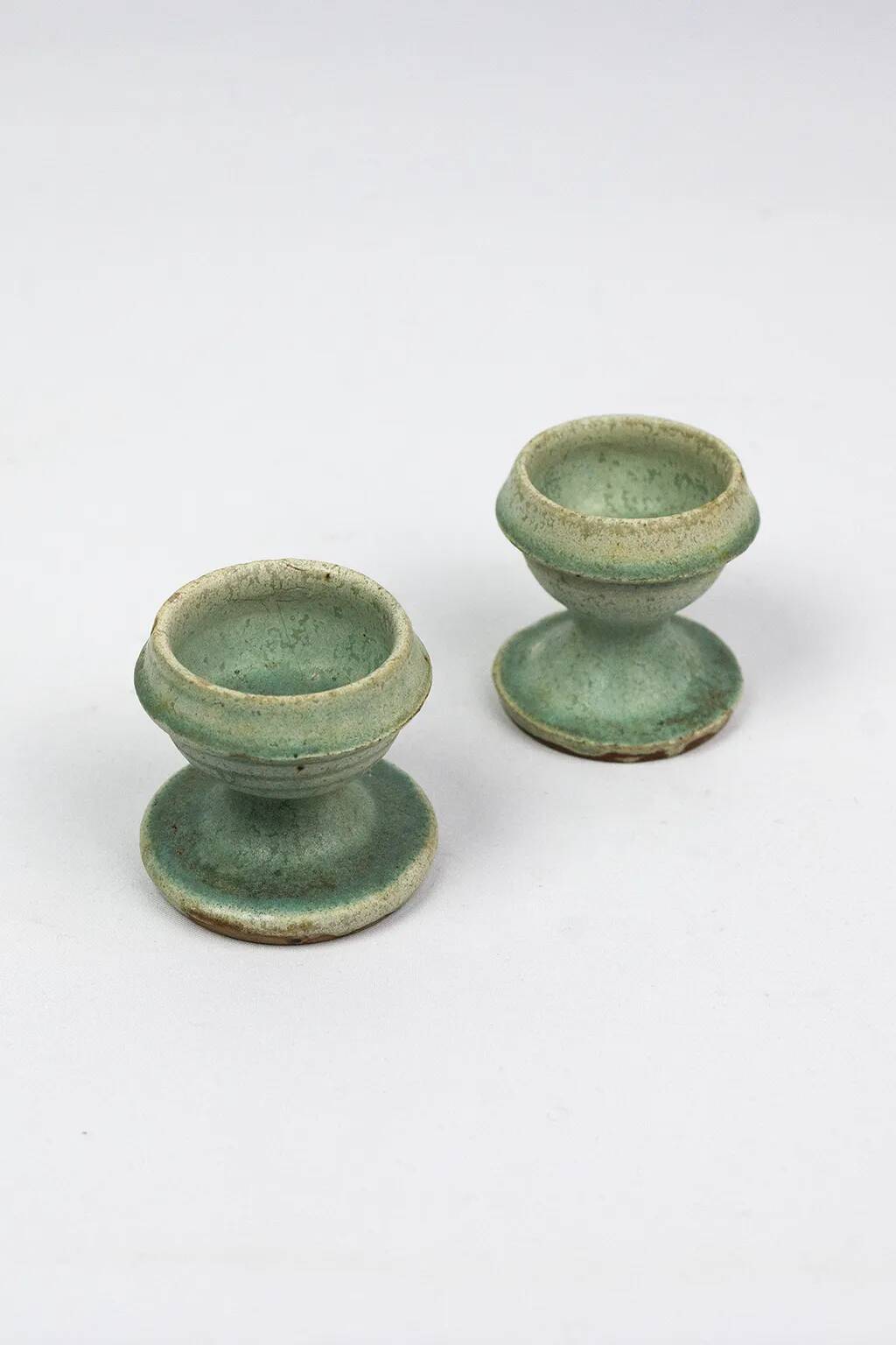 Pair of egg cups/candle holders by Alexandre Bigot – Art Nouveau stoneware