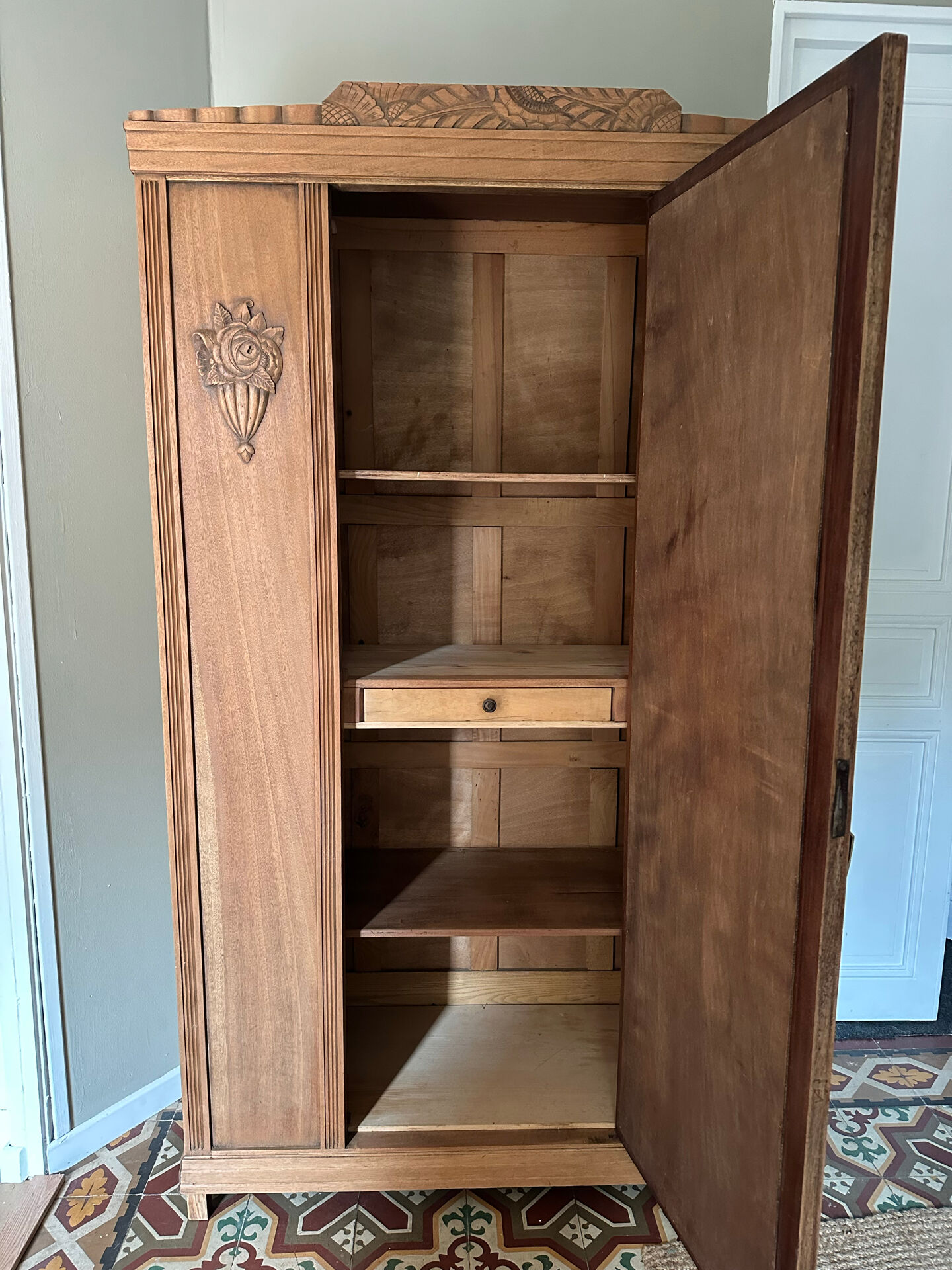 Romantic Art Deco wardrobe