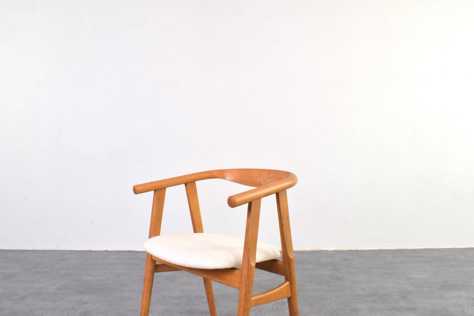Mid-Century Oak Dining Chair by Hans Wegner for Getama, 1970s.