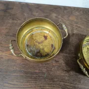 2 jardinières en laiton
