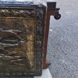 Coffre à bois en cuivre repoussé ancien