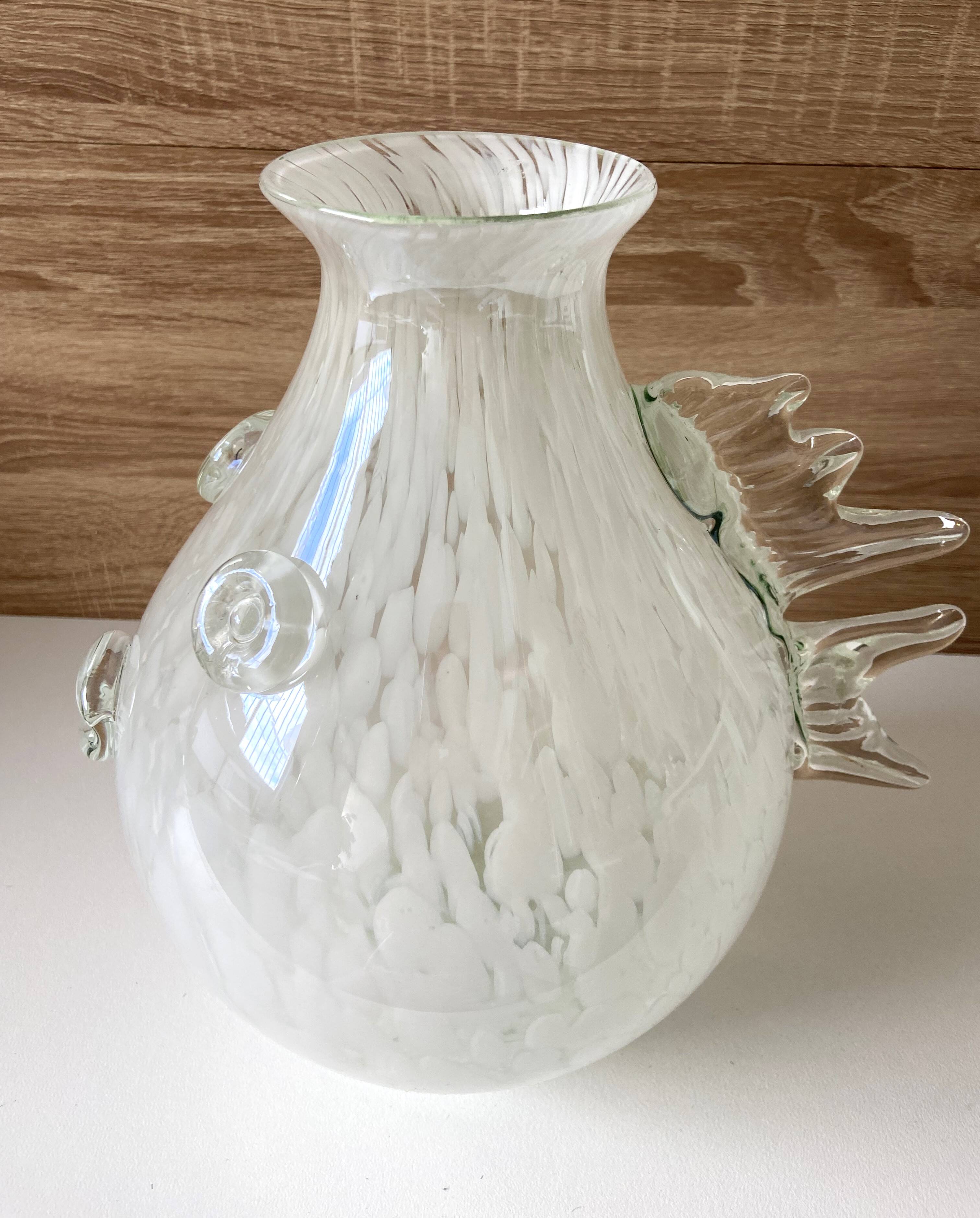 Atypical Murano Marbled Glass Vase Venetian Glassmakers Fish Design