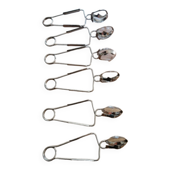 Metal snail tongs