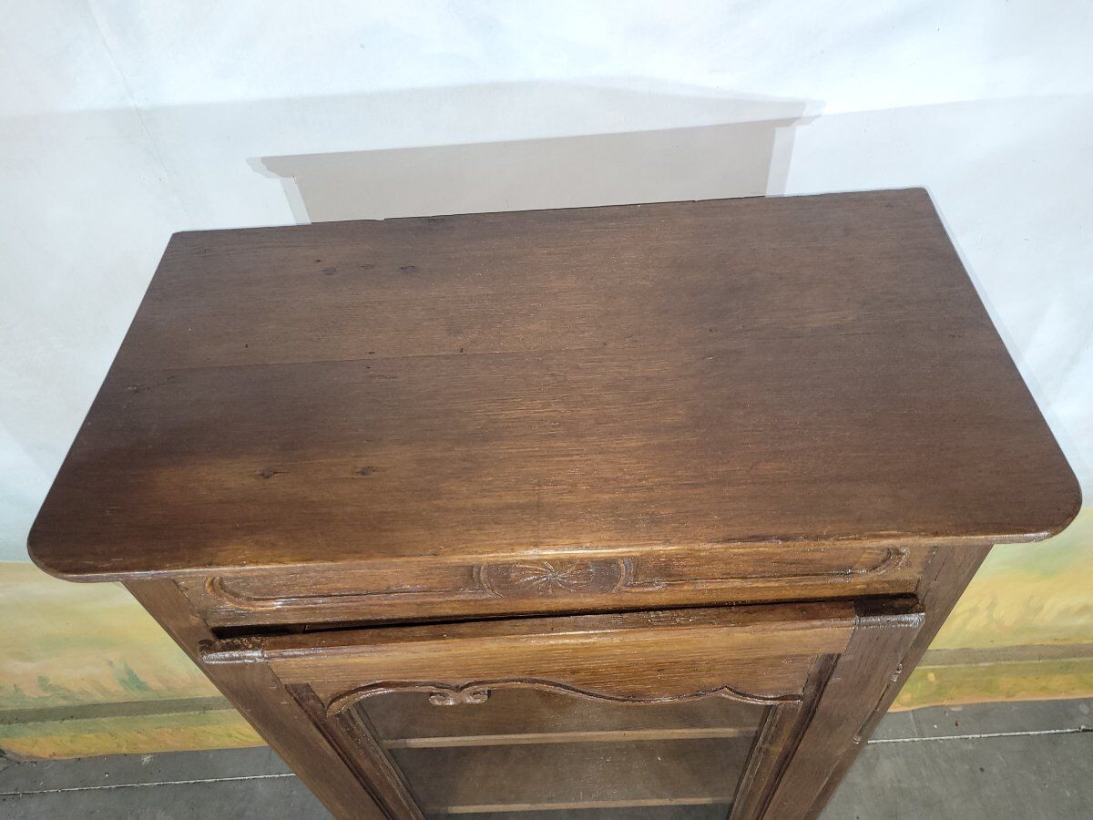 Petite vitrine en chêne une porte