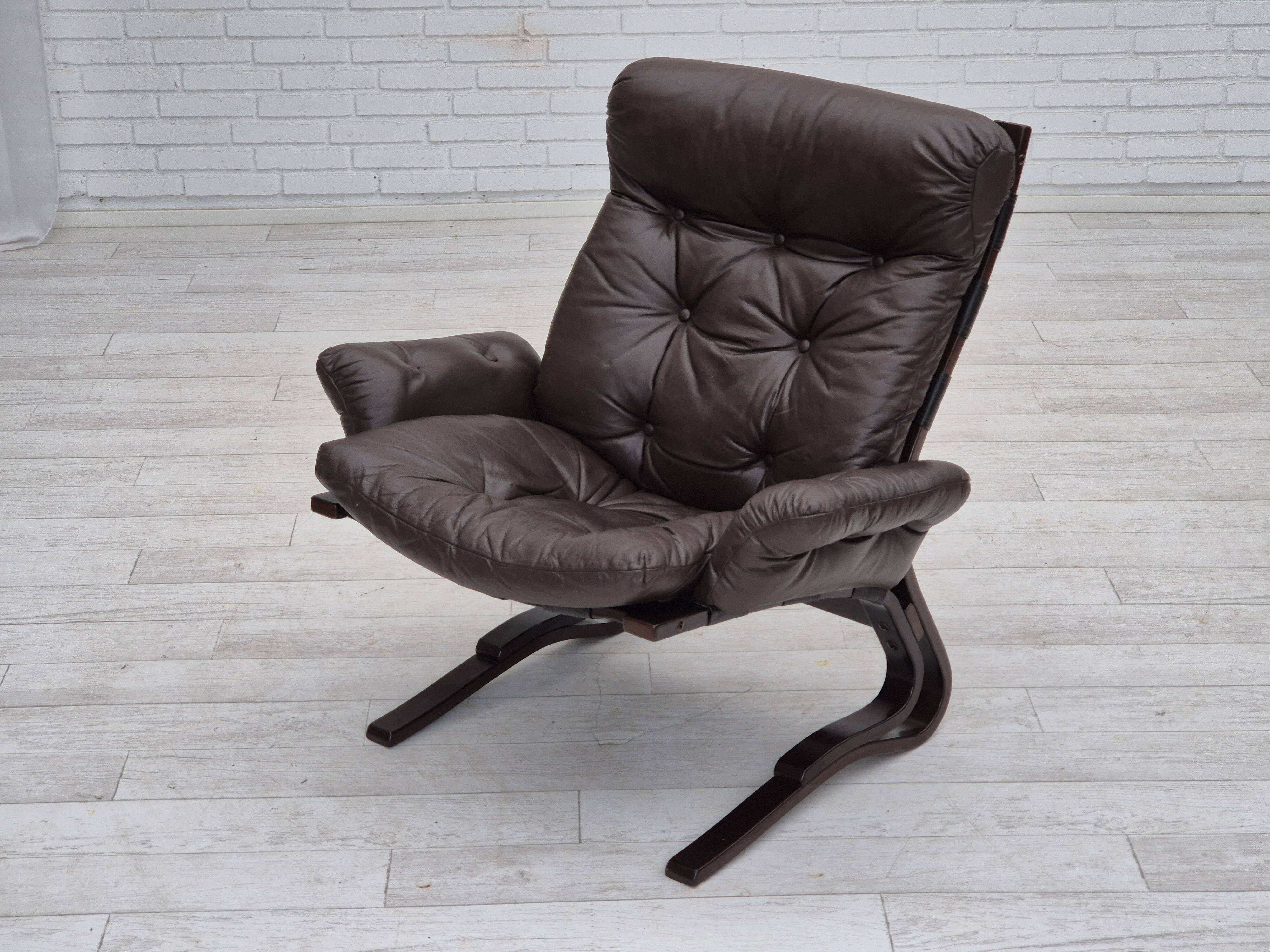 1970s, Scandinavian design, lounge chair, original condition, leather, bent wood.