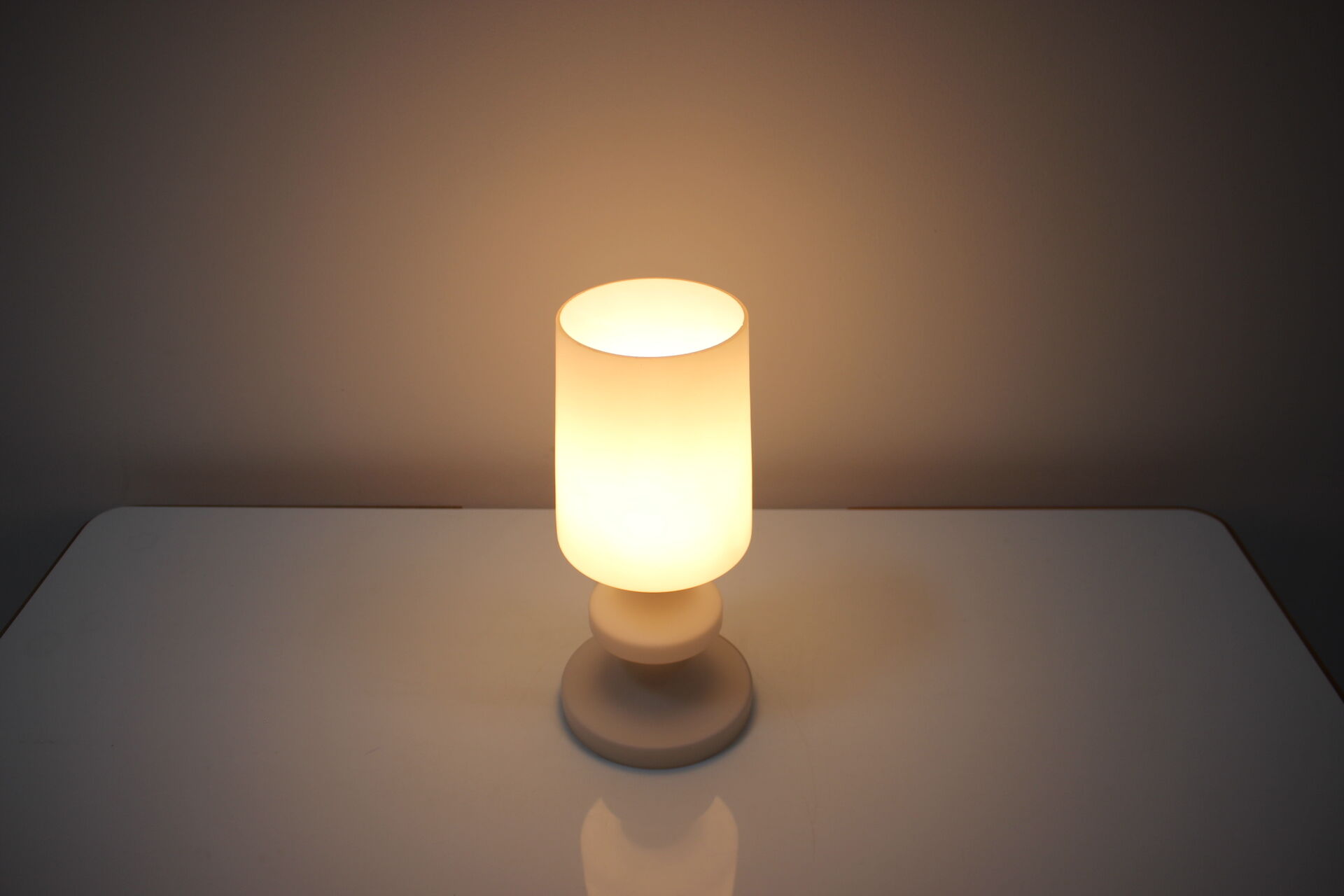 Mid-century all glass table lamp/ Osvětlovací sklo Valašské Meziříčí, 1970's.