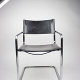 Pair of Matteo Grassi MG5 chairs in black leather and chrome