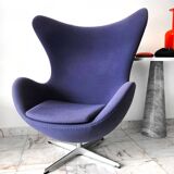 Egg chair by Arne Jacobsen, Fritz Hansen edition