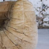 Chauffeuse d'angle Togo velours beige par Michel Ducaroy pour Ligne Roset