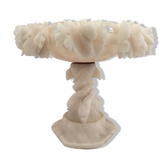 Cup in solid alabaster period XIXth century
