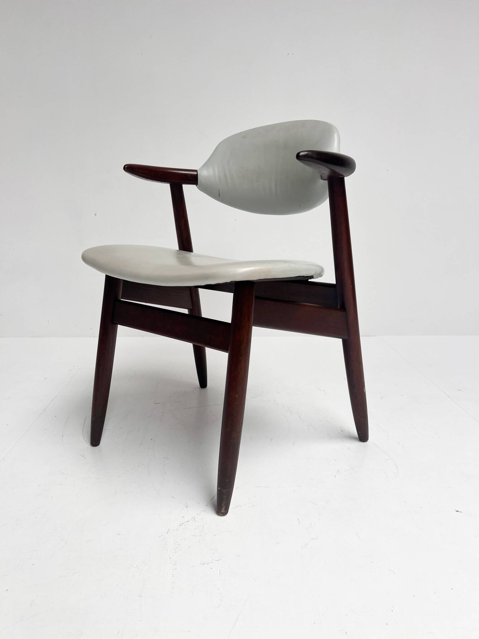 Grey colored cowhorn chair, 1970s