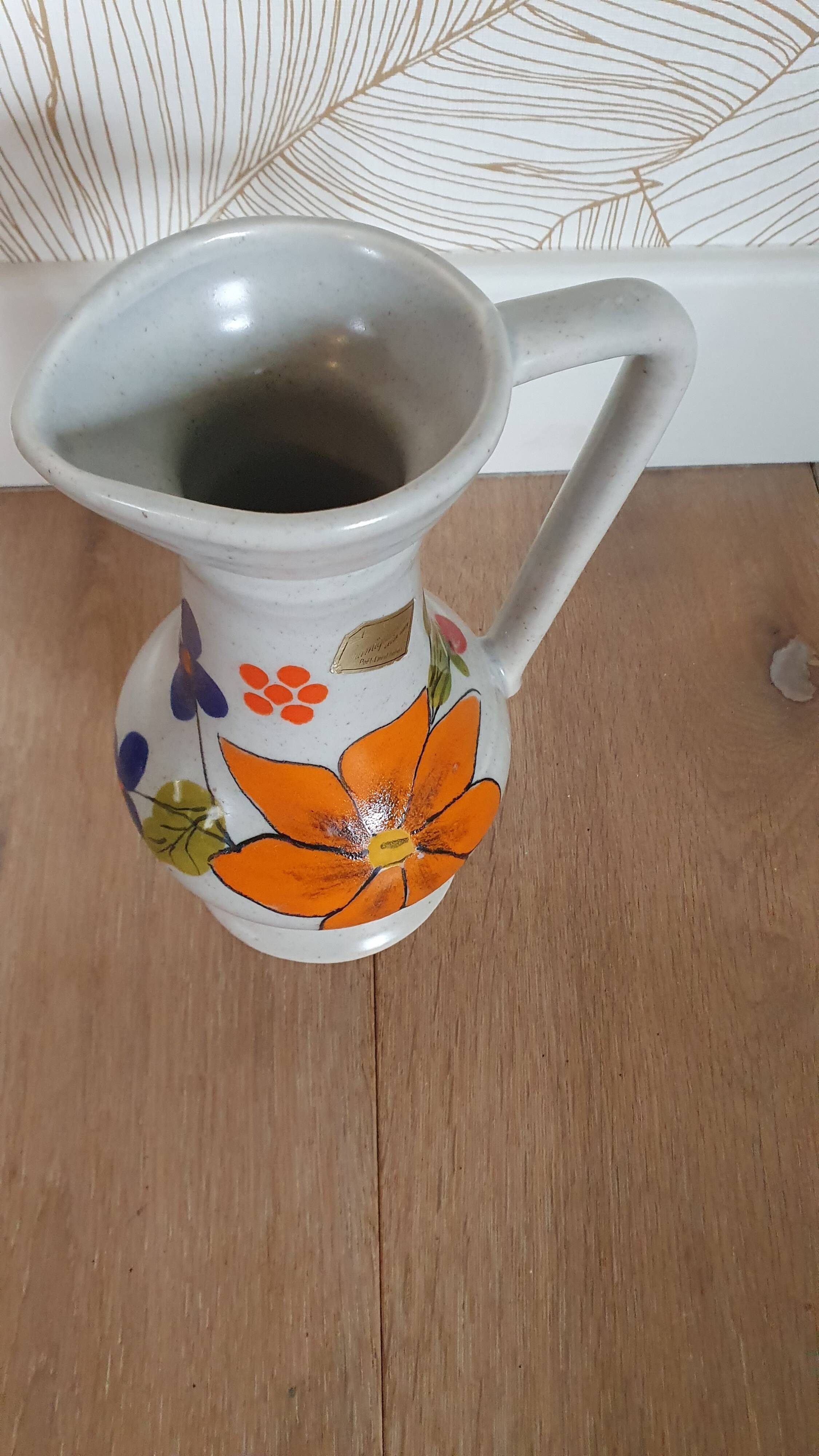 Ceramic vase or pitcher with Poët Laval floral motifs