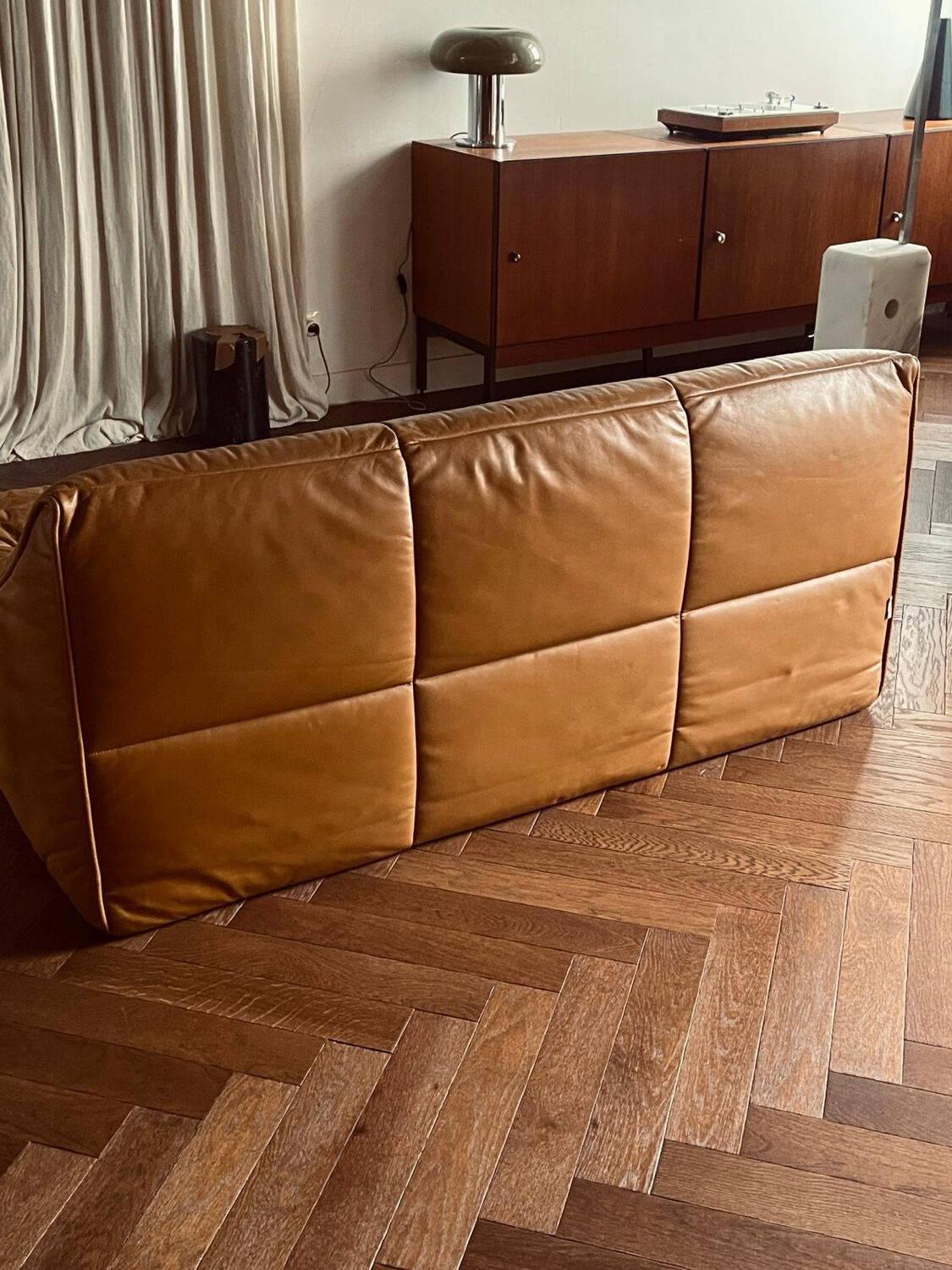 2-seater leather canapé by Ligne Roset, model Anais, vintage 1980s.