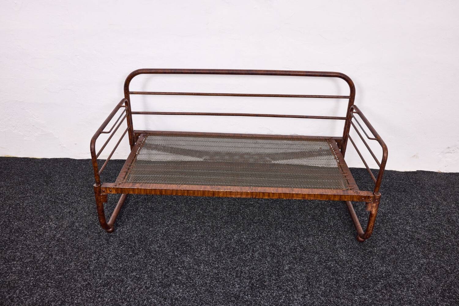 Canapé Bauhaus en acier tubulaire peint à la main par Franz Singer, années 1920 - Metz & Co