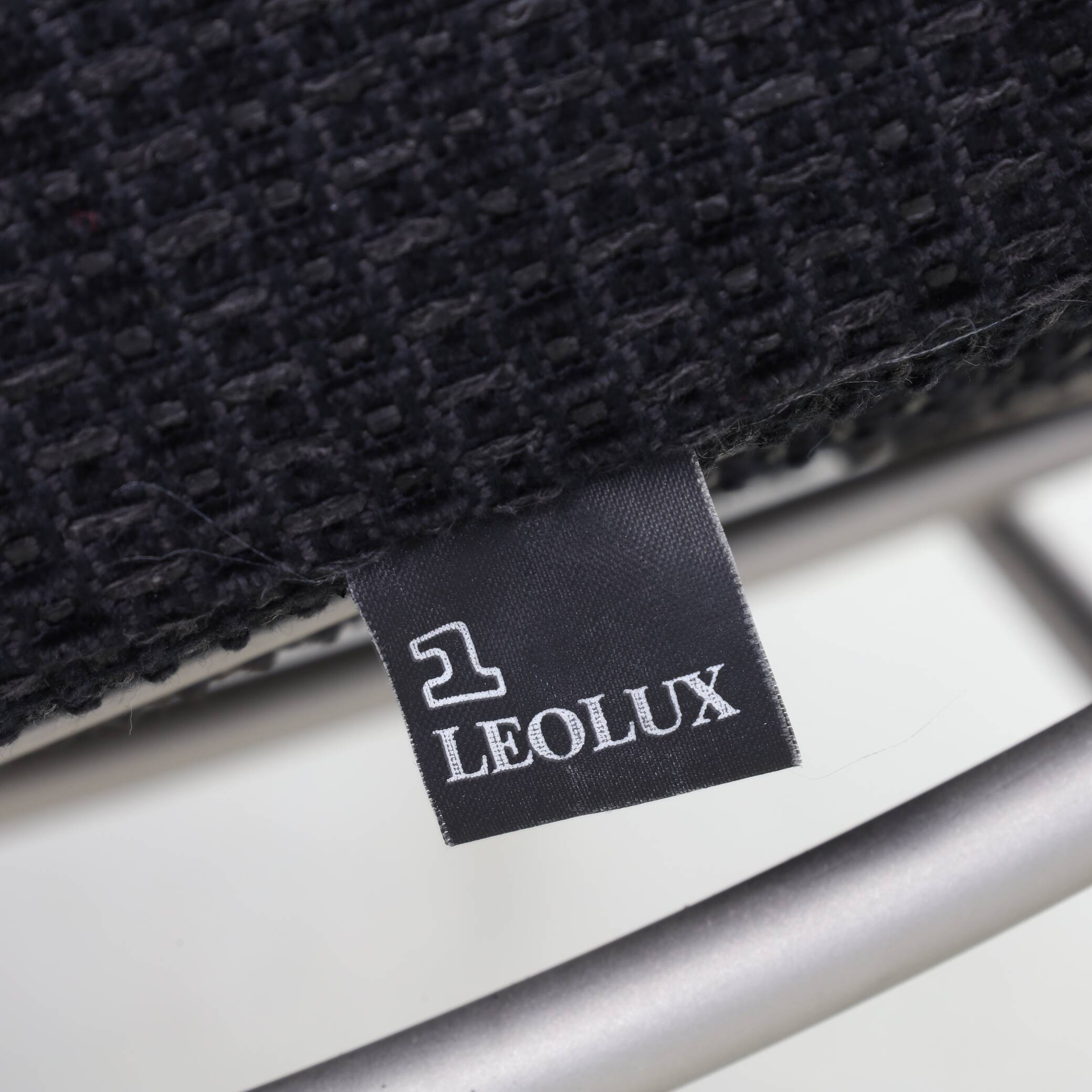 Pair of Lounge Chairs "Volare" by Jan Armgard for Leolux