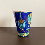 Hand-painted ceramic Fragonard vase