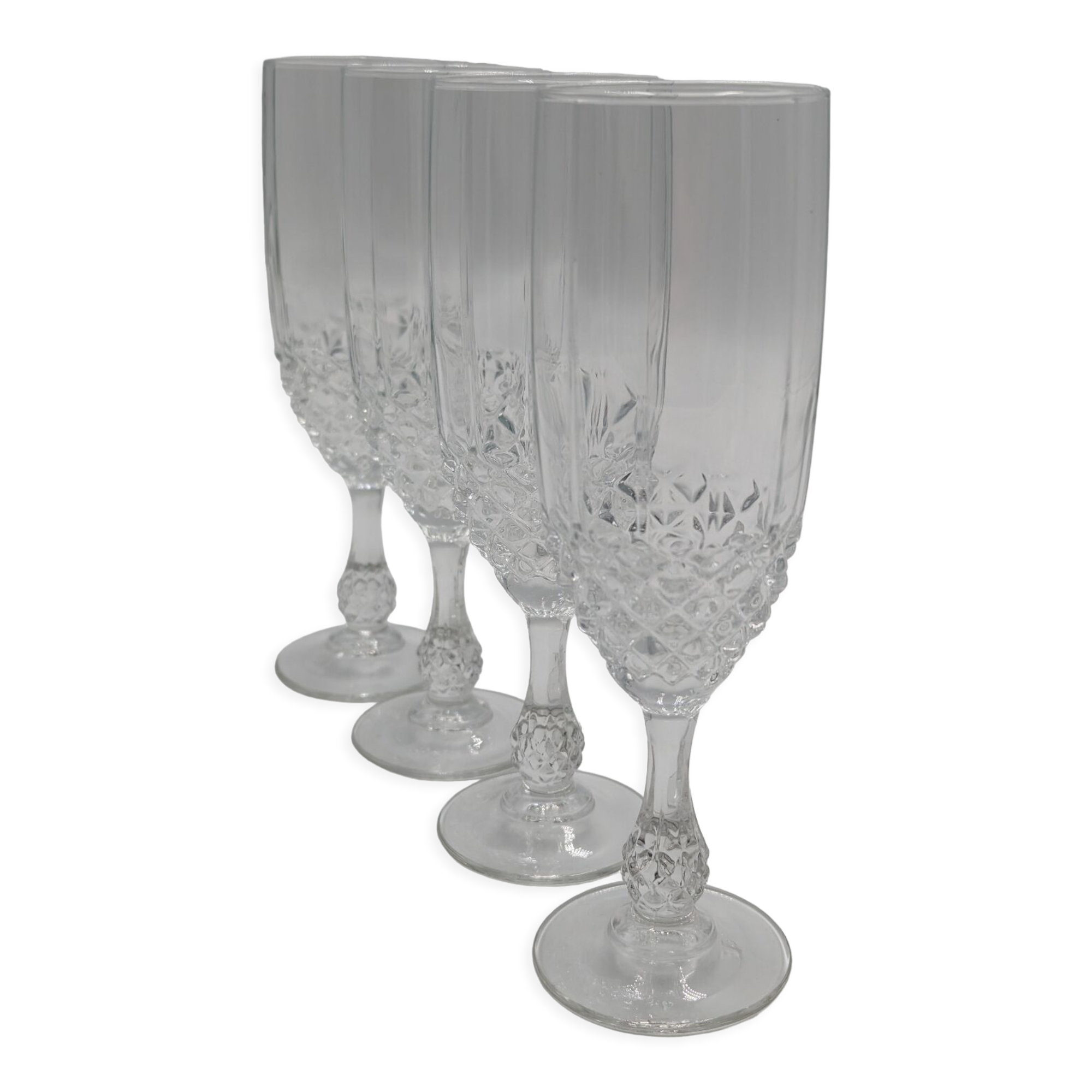 4 Luminarc glass flutes