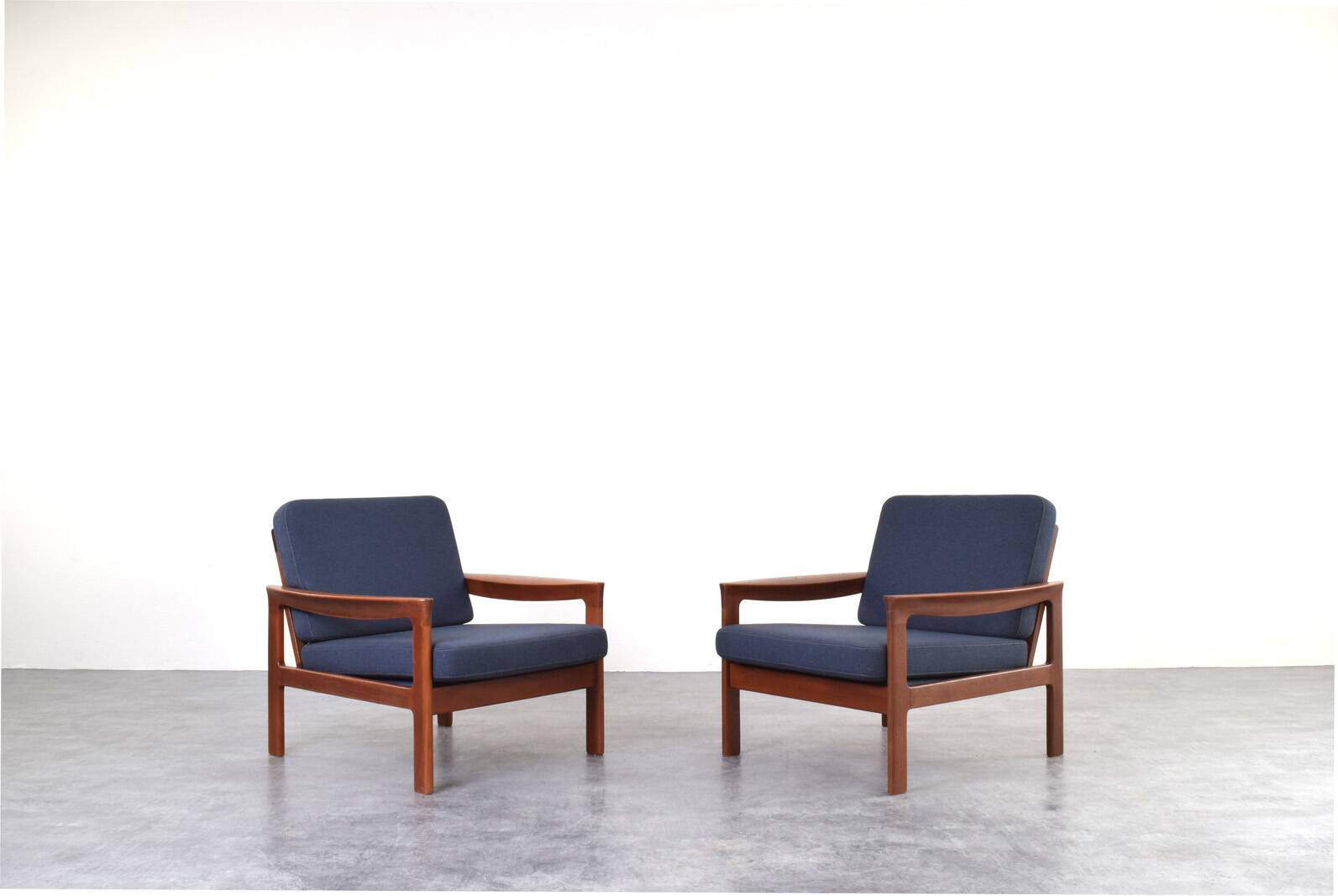 Mid-Century Danish Teak Lounge Chairs by Arne Vodder for Komfort, 1960s, Se