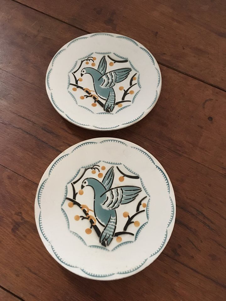 Two old plates Dove cherry Keller & Guerin Geo Conde de Lunéville.