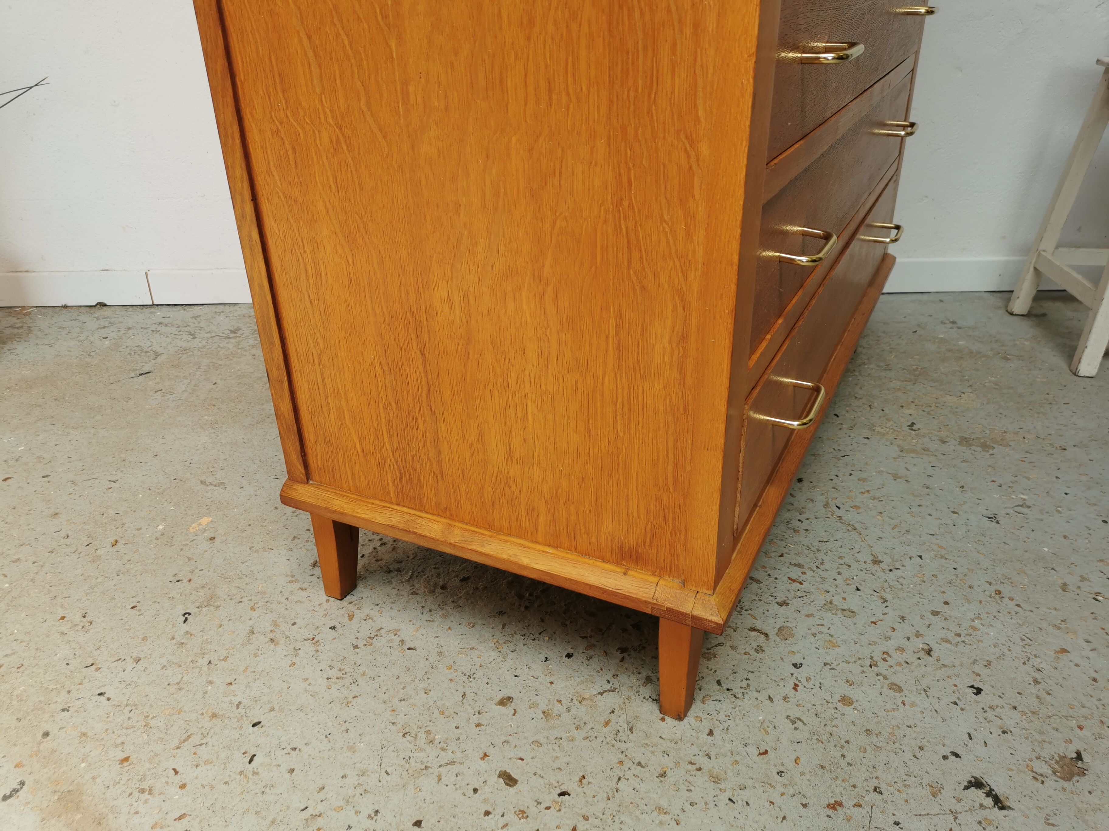 Commode vintage