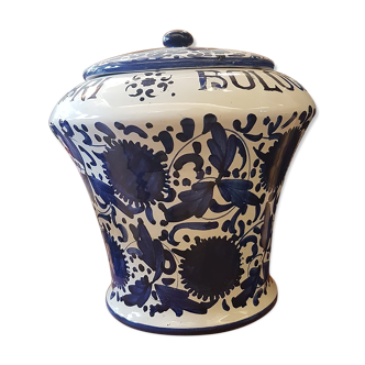 Herbalist pharmacy pot