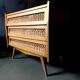 Commode vintage en bois et croisillons en rotin