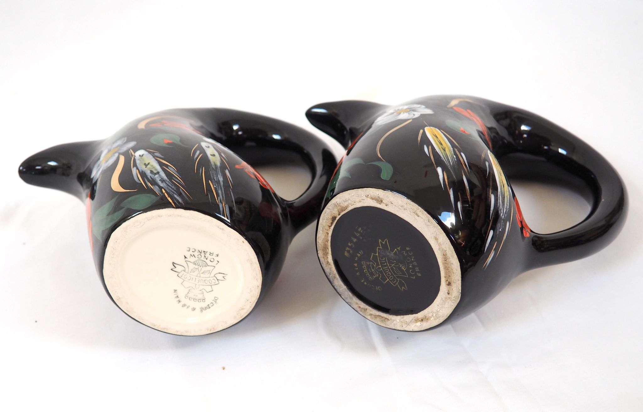 Paire de vases Longwy