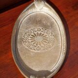 Vintage brass tray, oval tray, tray with handles, engraved tray with floral pattern, tray