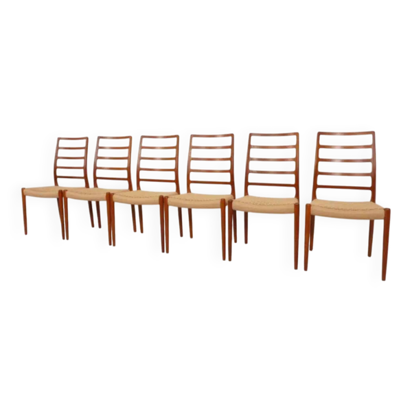 6 chaises modèle 82 en teck et corde par Niels Otto Møller
