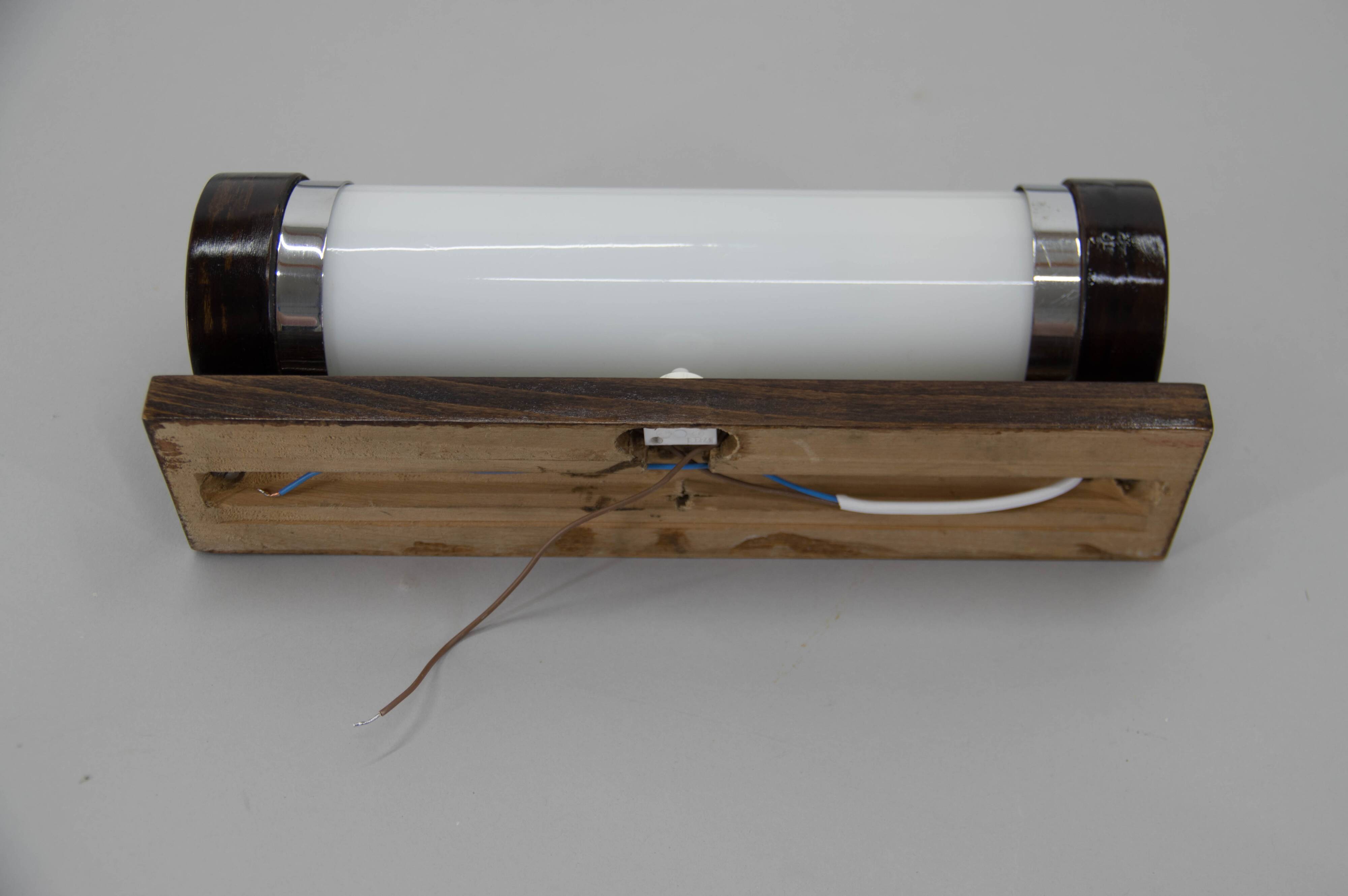Art Deco / Functionalist Wall Light, 1930s, Restored