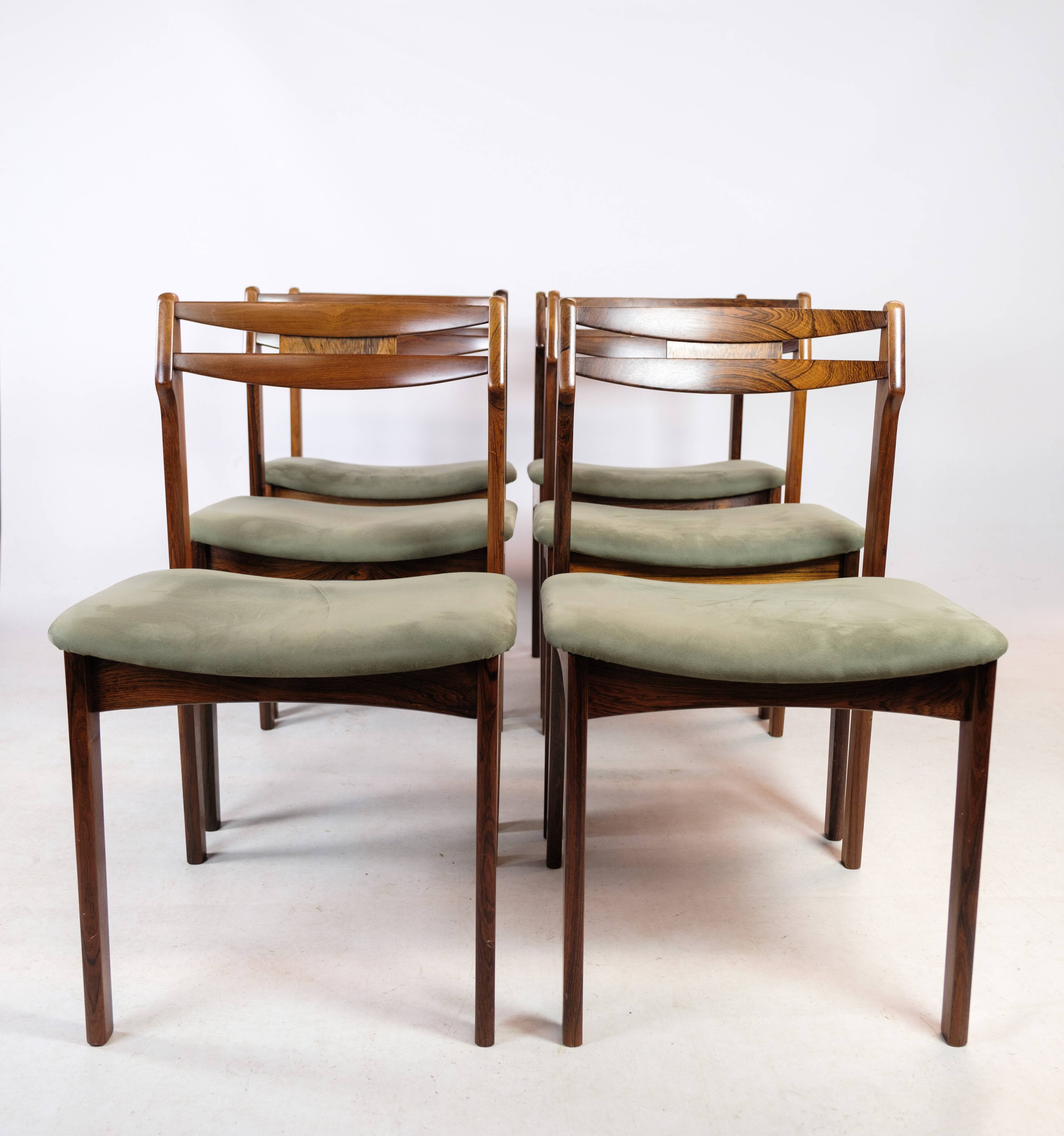 Set Of 12 Dining Chairs Made In Rosewood And Green Fabric