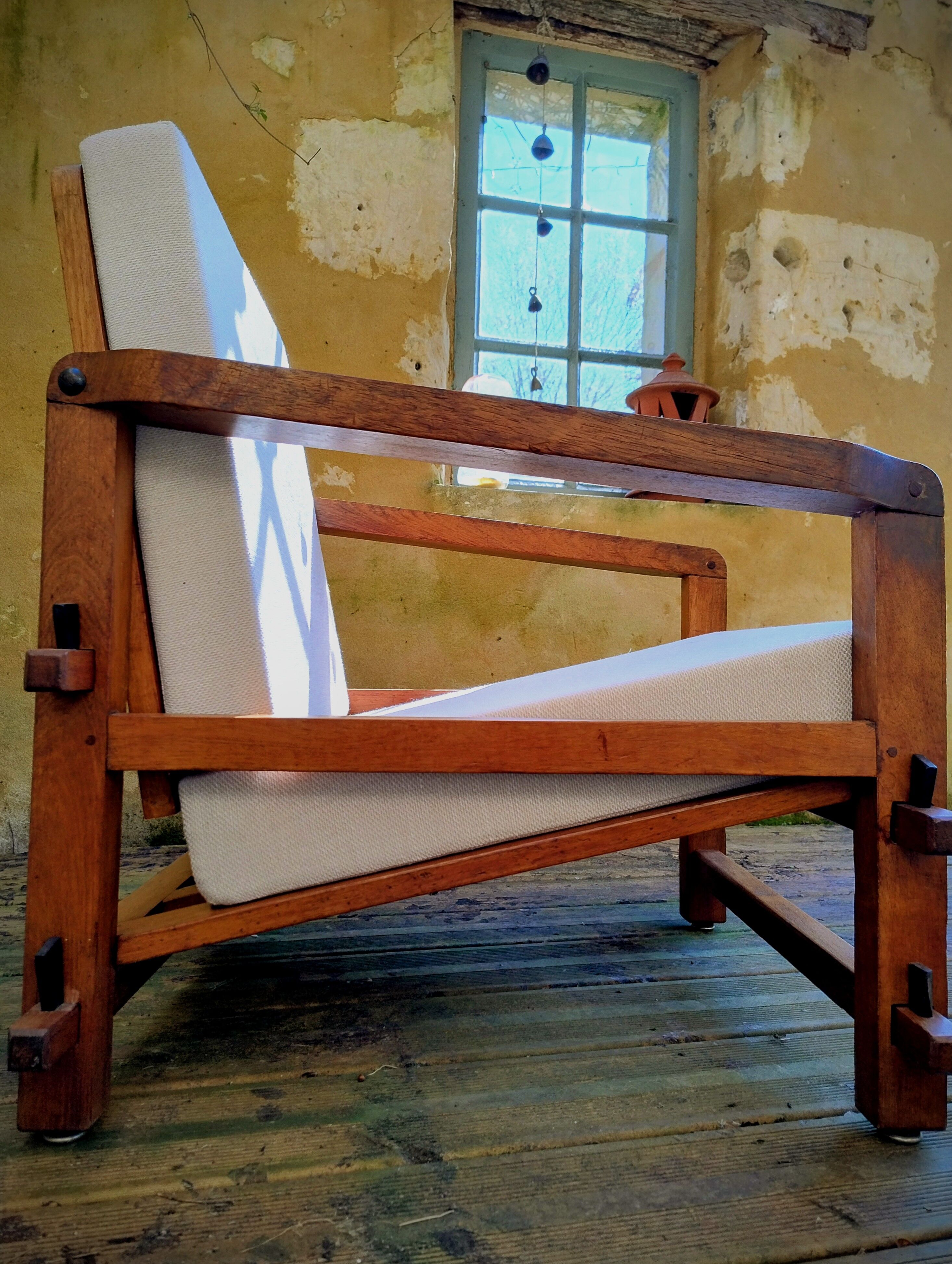 Large armchair from the 1930s