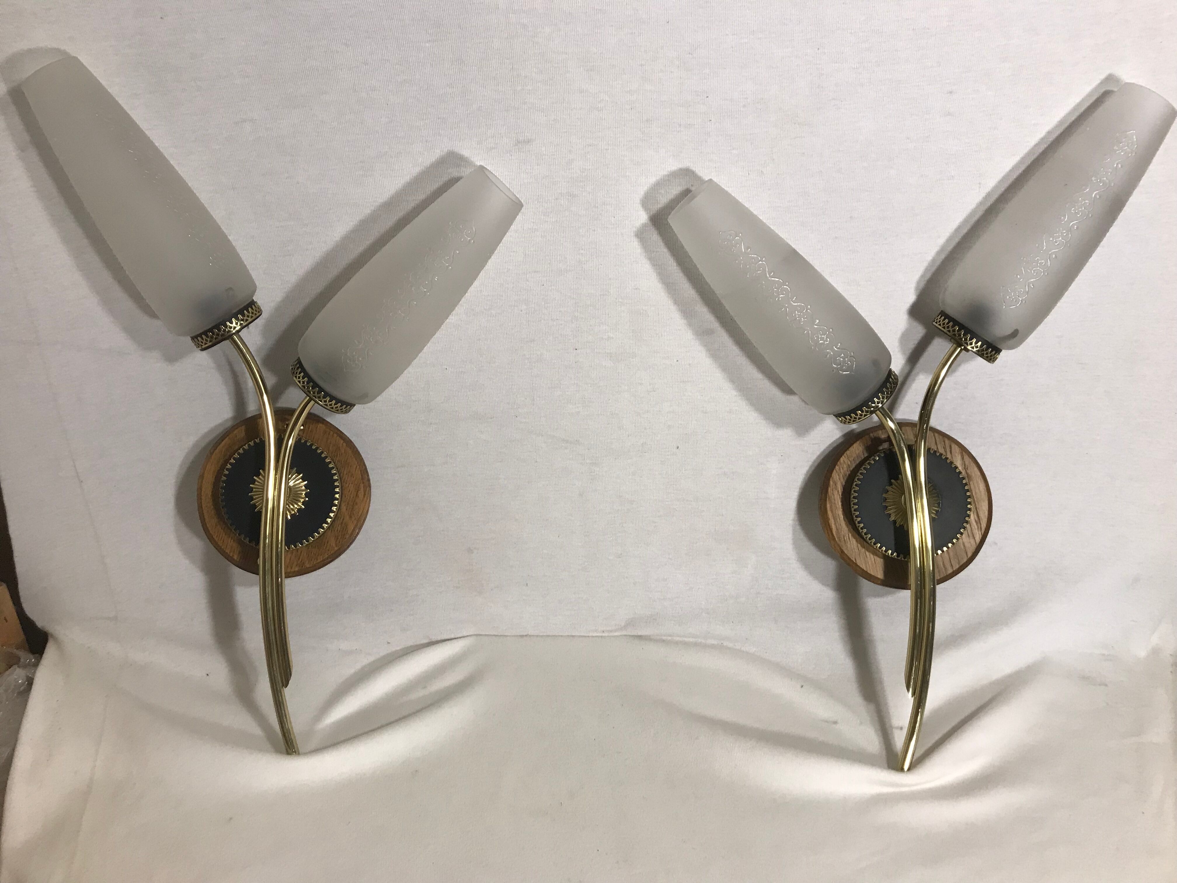 Lot brass suspension and 2 brass double wall sconces 70s