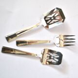 Set of 3 modernist 1950s dessert cutlery in silver by RENEKA.