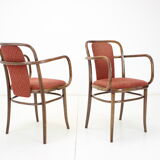 Ensemble de deux chaises en bois courbé, Ton 1989