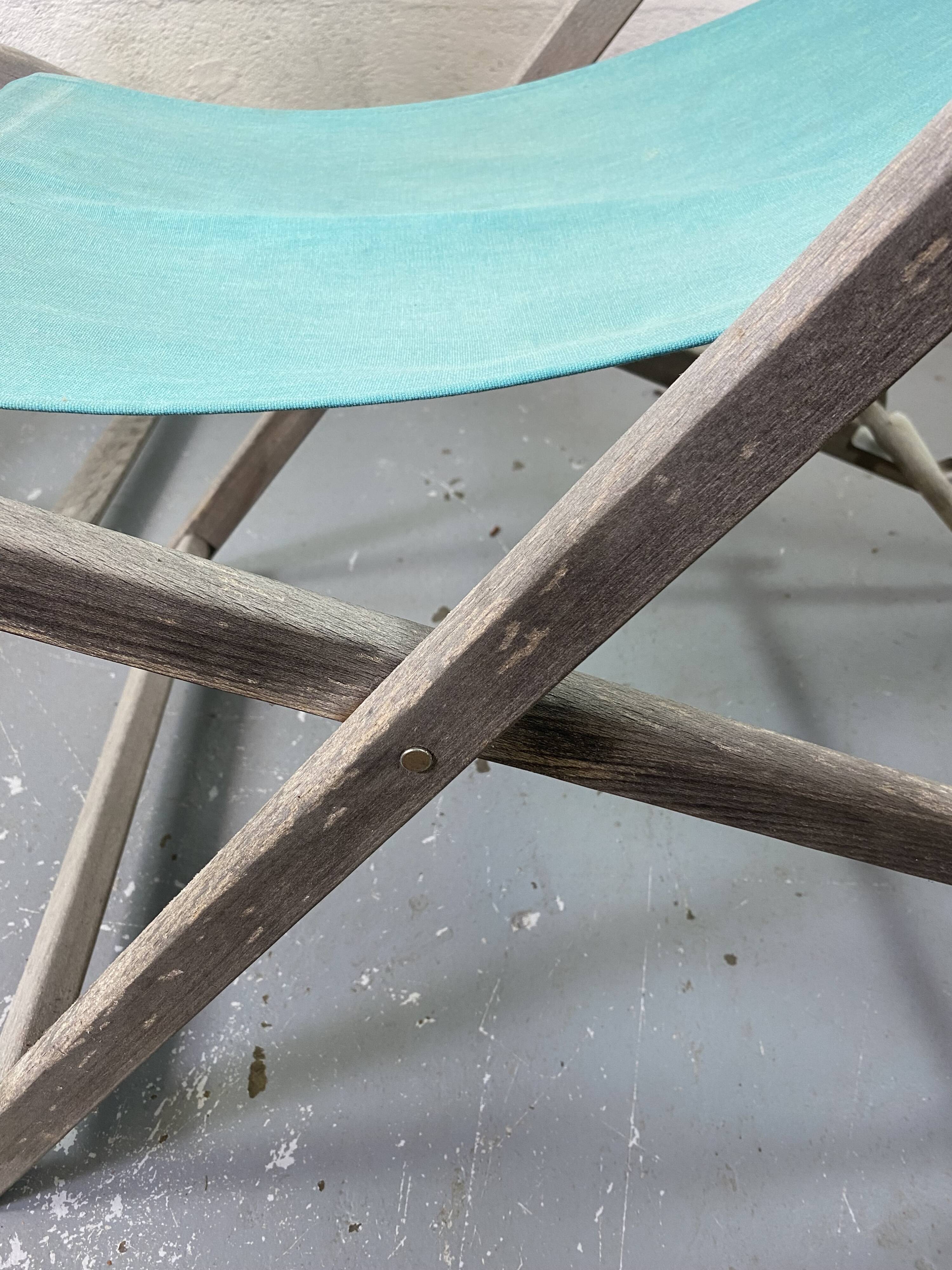 Set of 2 blue sun loungers