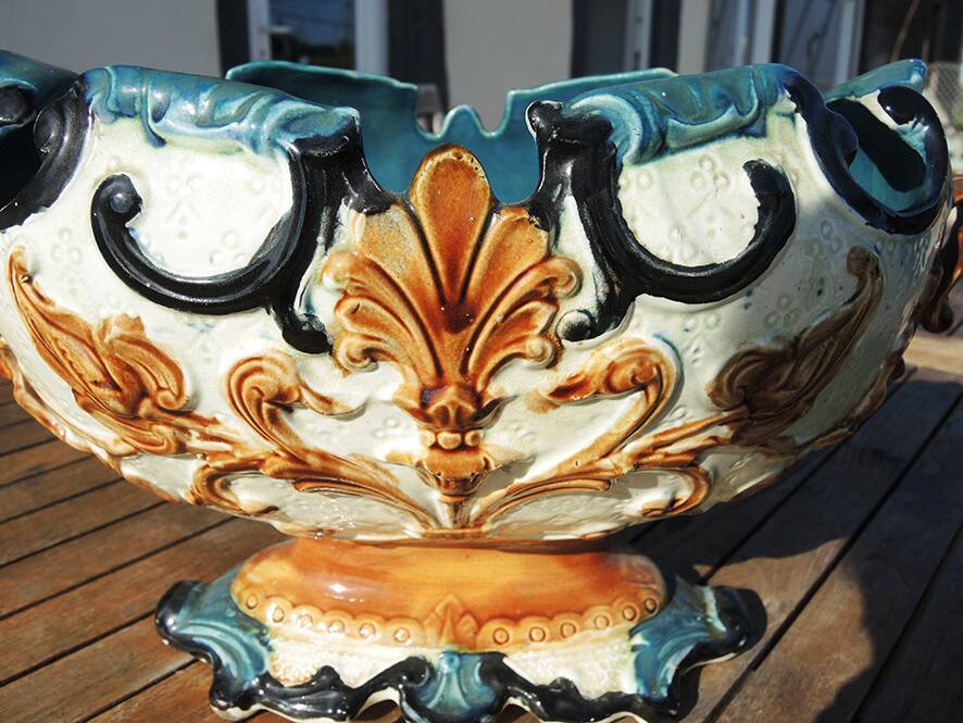Old Fleur de Lys Jardiniere in Barbotine