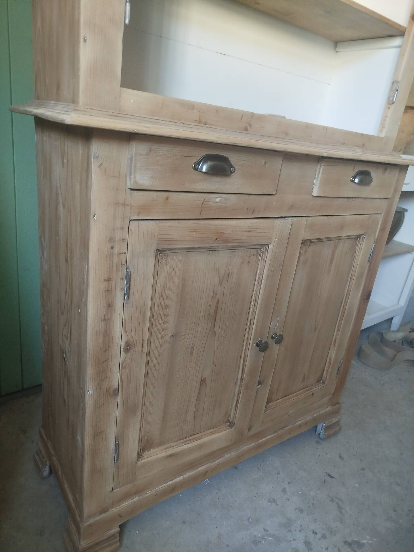 Buffet 2 renovated bodies