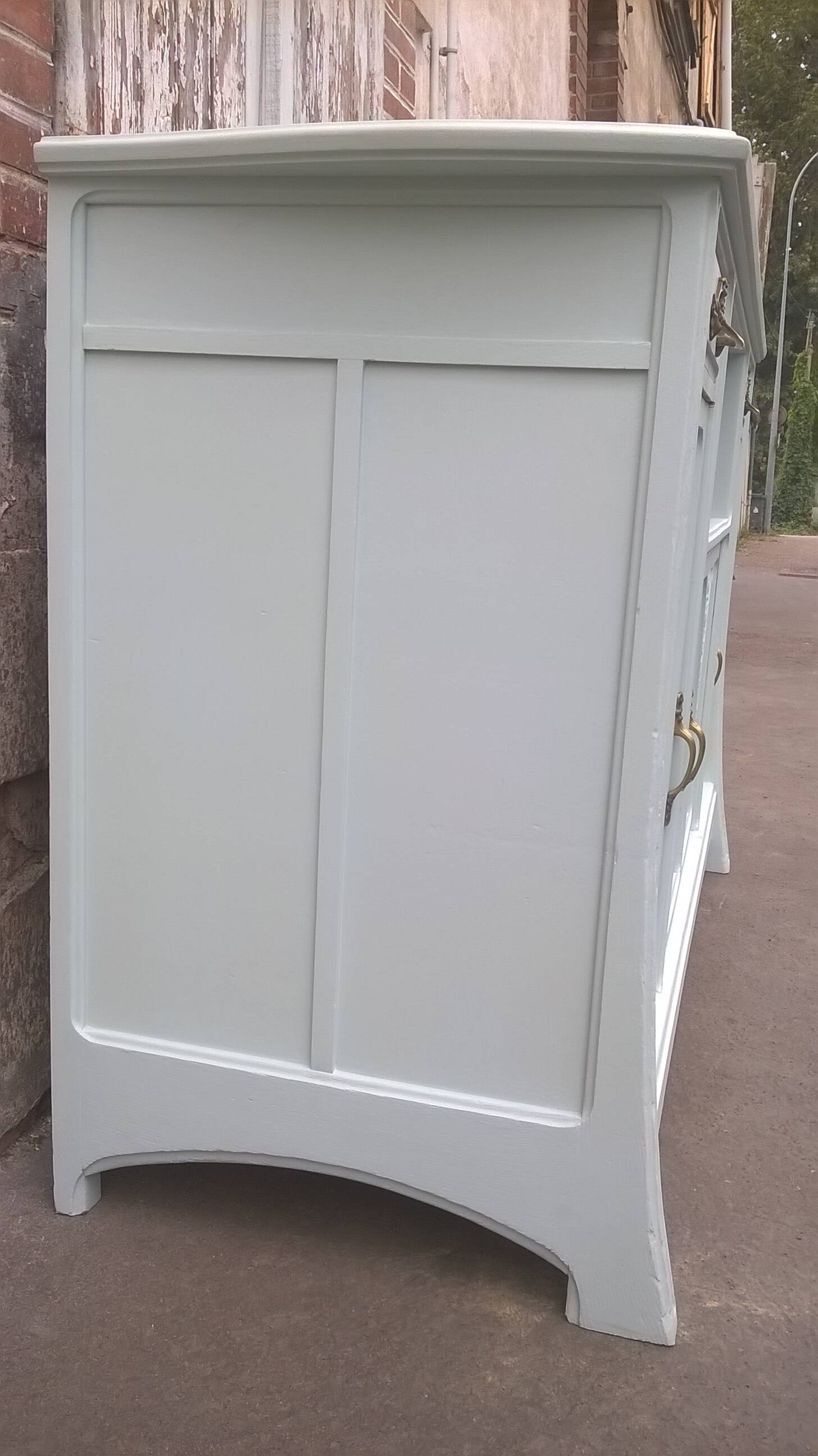 1930s Art Nouveau buffet