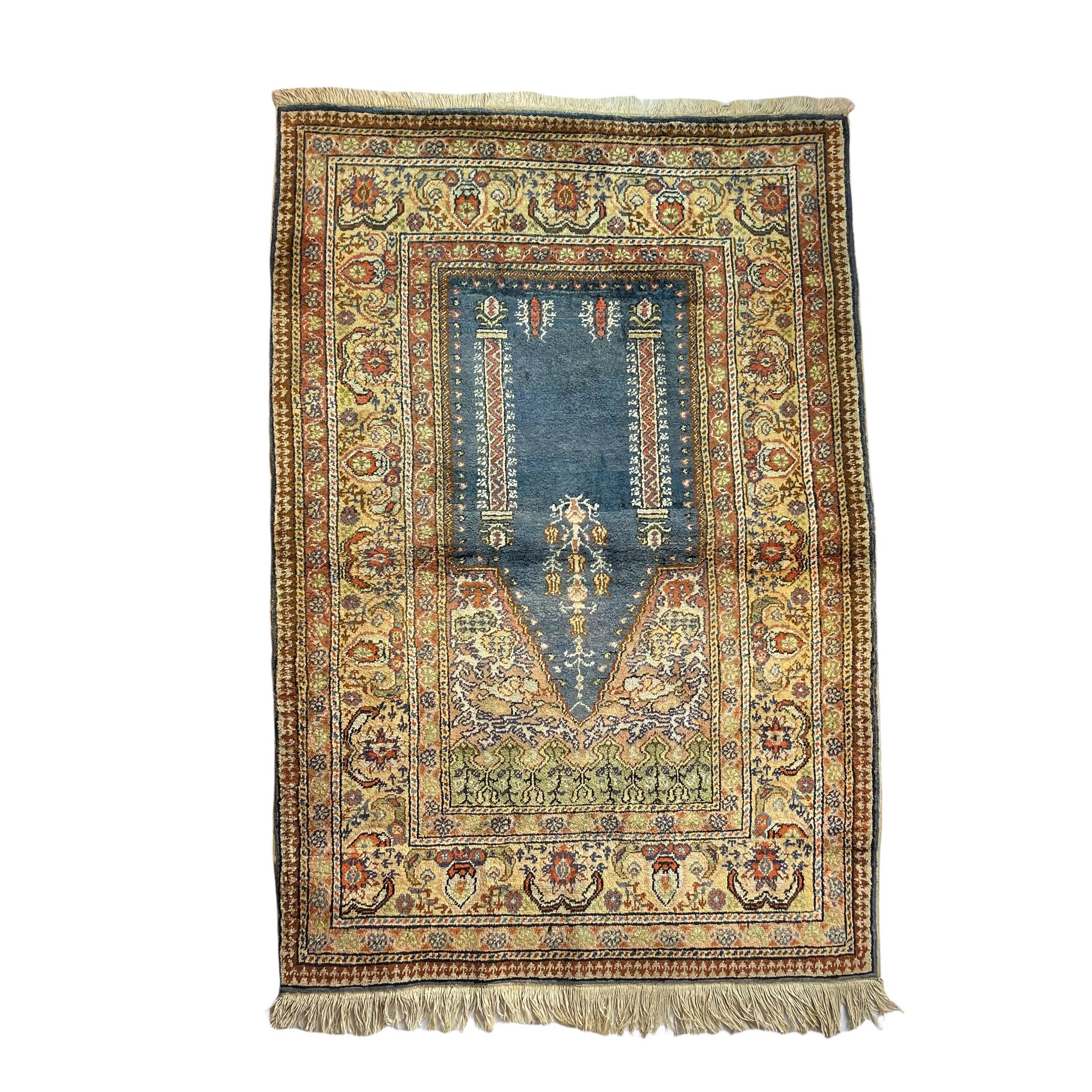 Vintage turkish silk & wool  rug ,feiner handgeknüpfter orientteppich  135x90 cm